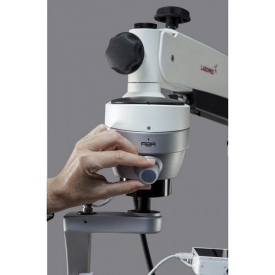 Labomed Magna - Моторизованный операционный микроскоп 